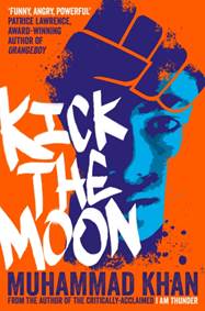 Kniha Kick the Moon