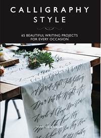 Kniha Calligraphy Style