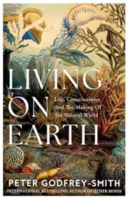 Kniha Living on Earth